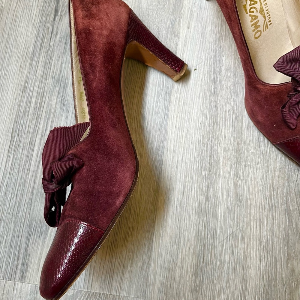 Vintage Ferragamo Heels (W7)